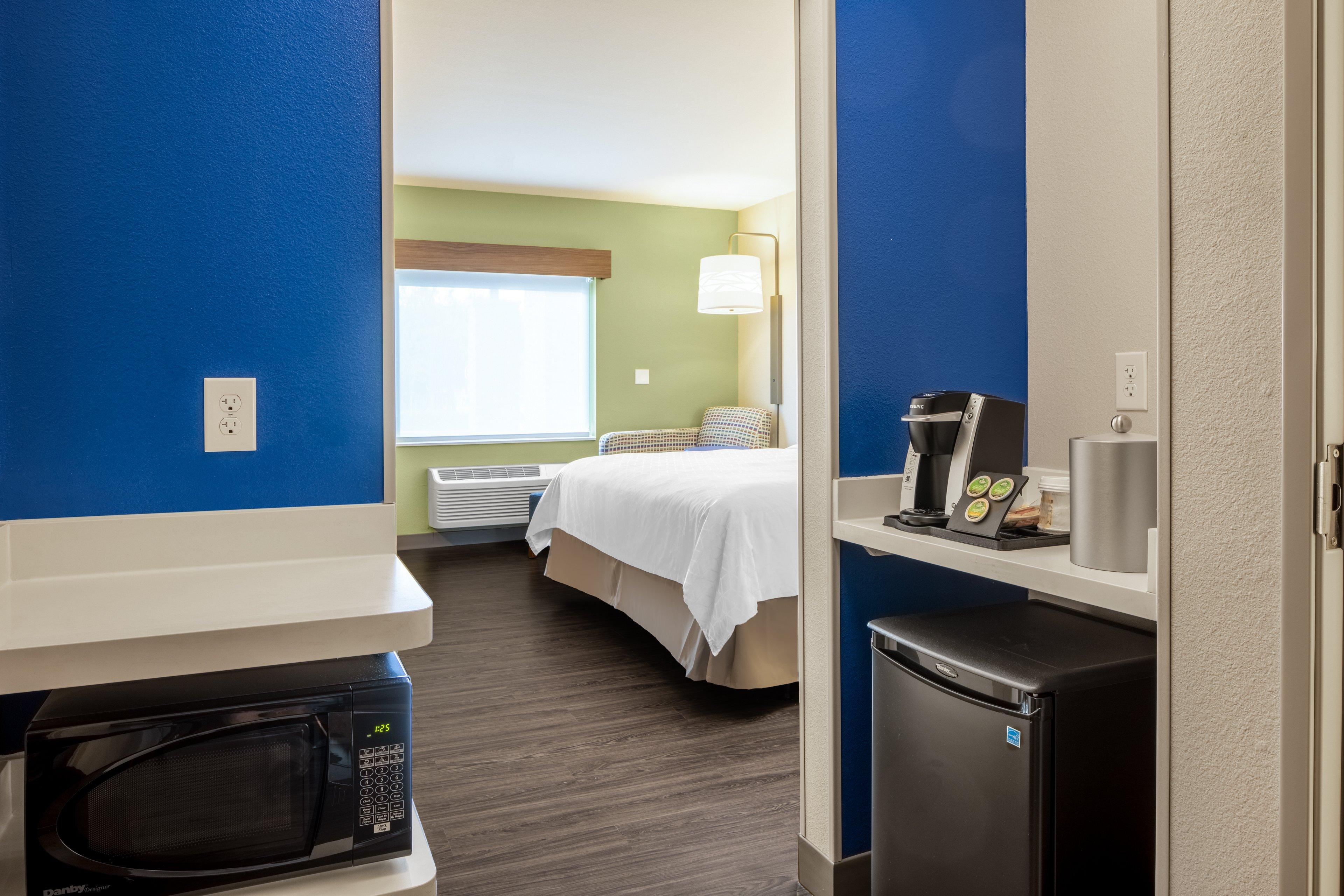 Holiday Inn Express & Suites Ft Myers Beach-Sanibel Gateway By Ihg Форт Майерс Бич Экстерьер фото